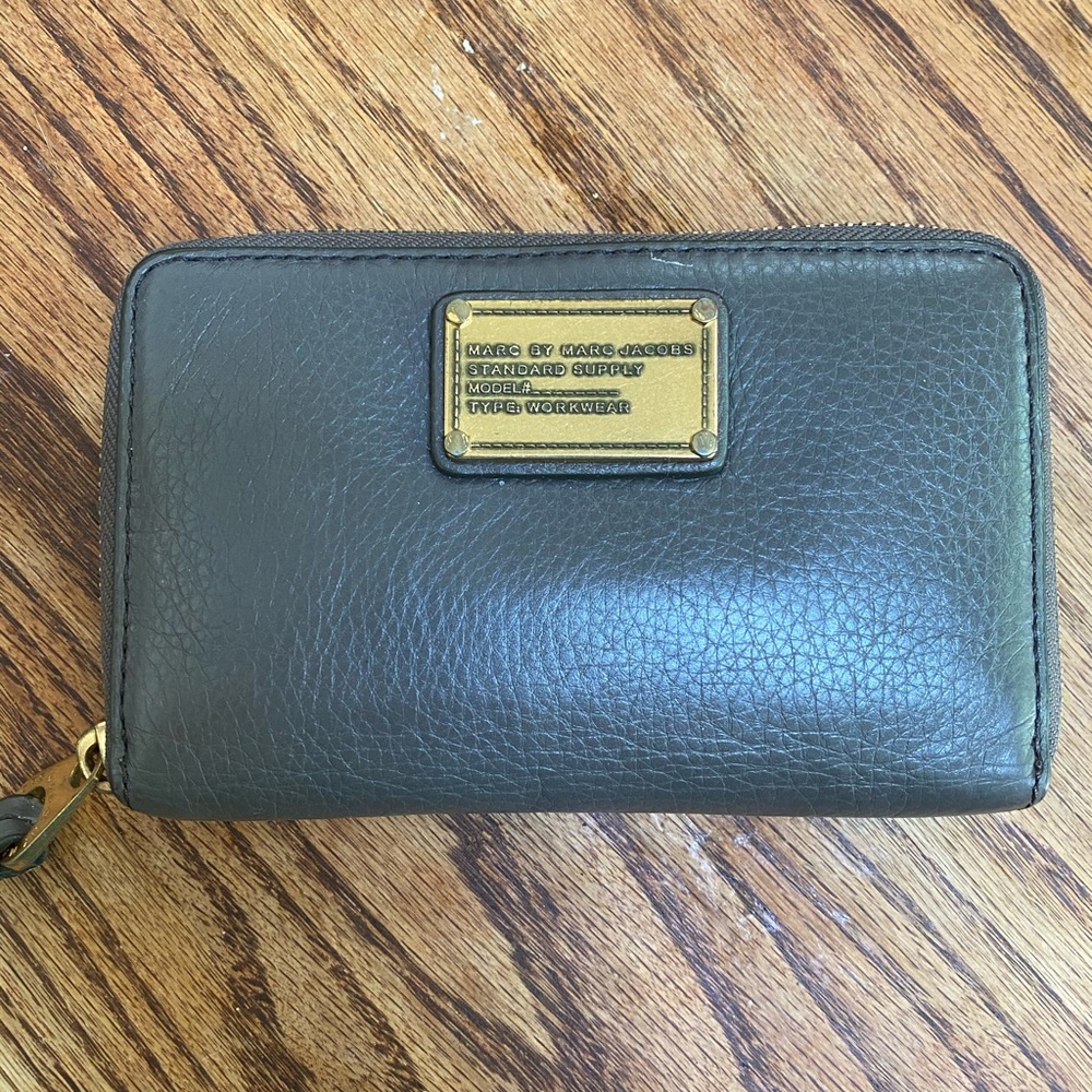 Grey Leather Marc Jacobs wristlet